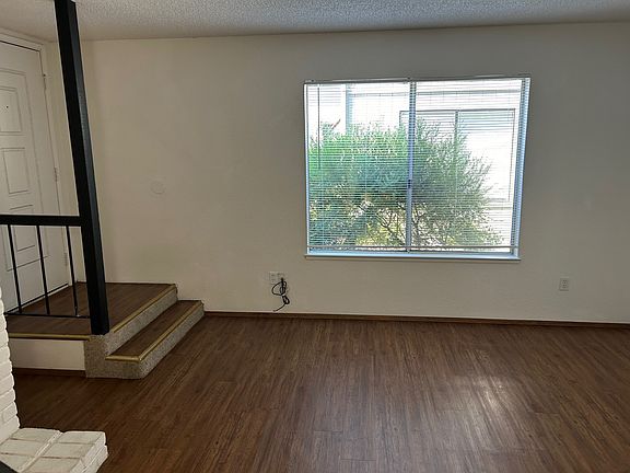 3rd image of 925 56th St #6