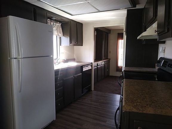 5th image of 333 Dani St