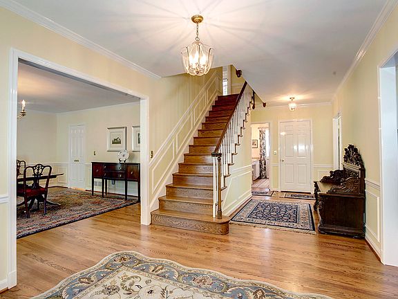 Entry Foyer