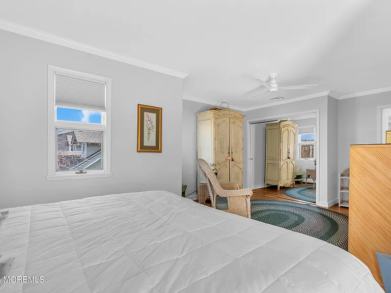 124 Neptune Pl — Photo 24