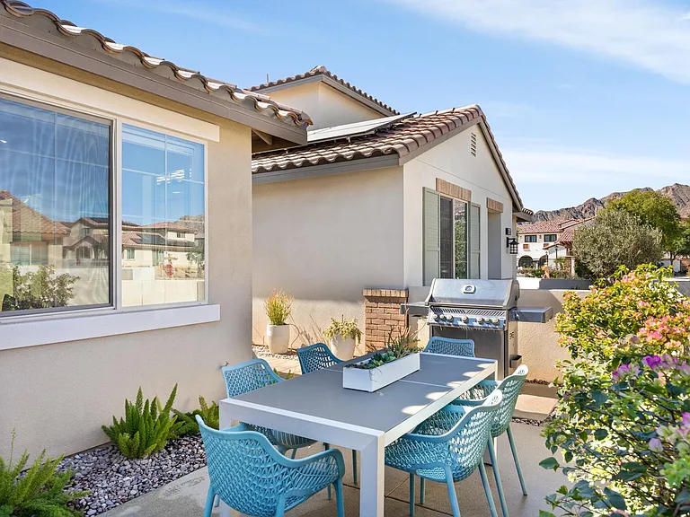 Outdoor Dining Table