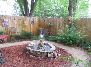 2016 37th St NW, Rochester, MN 55901