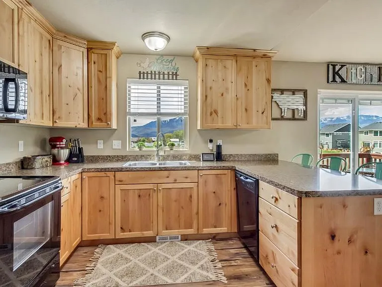 2254 S Baxter Dr — Photo 10