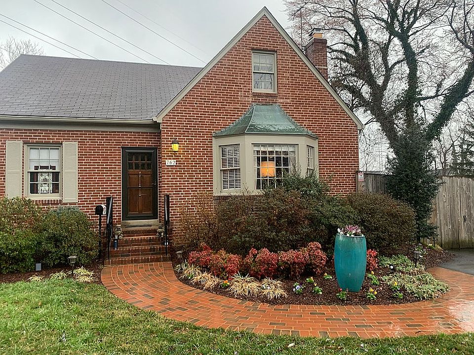 1st image of 762 Grace St
