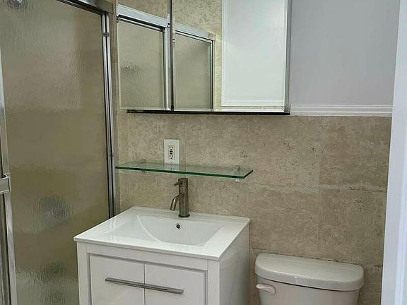 3rd image of 9 Charles St #2