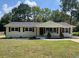 819 4th Ave NW, Arab, AL 35016