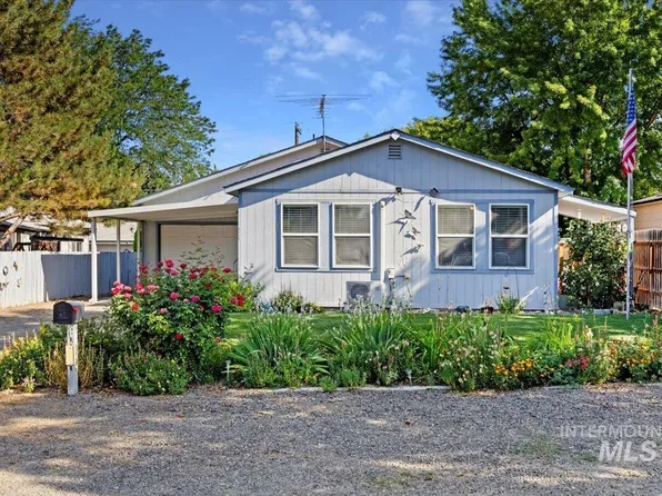 321 E South Ave, Hagerman, ID 83332