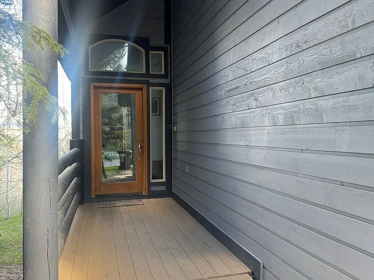 5476 Cross Country Way — Photo 2