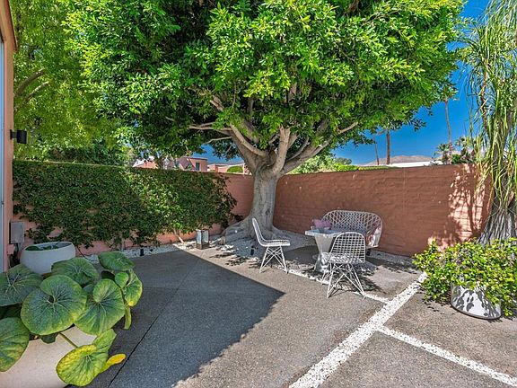 2nd image of 47192 El Agadir Cir