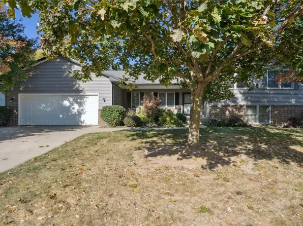 525 29th Ave, Amana, IA 52203