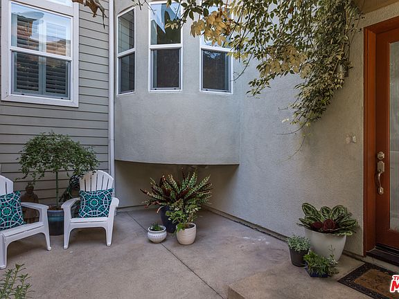 3rd image of 6010 Celedon Crk APT 9