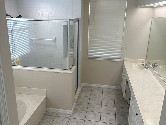 5th image of 2821 Winding Trail Dr