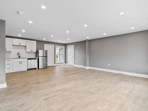 2nd image of 532 Carolyn Dr