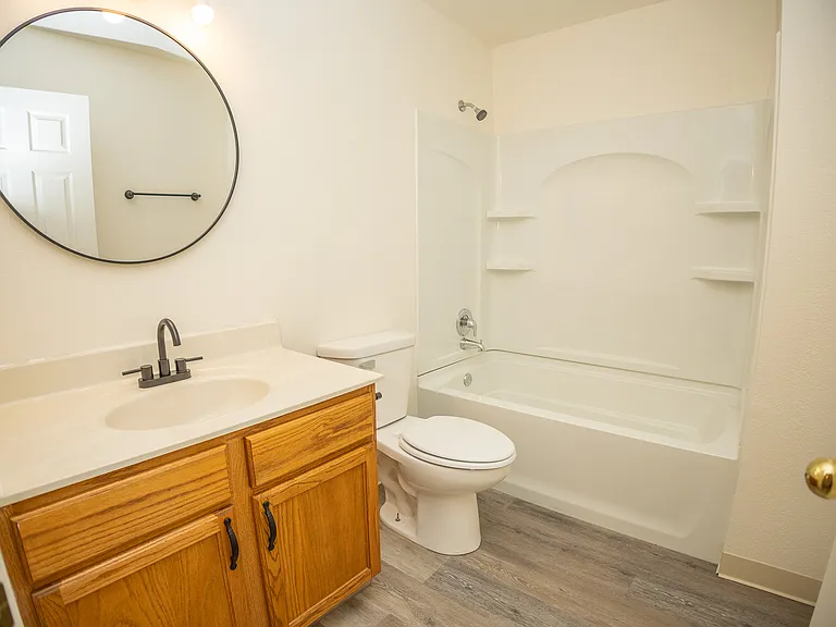 325 S Summit Dr #A — Photo 13