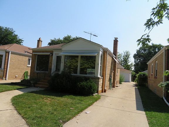 5th image of 5445 N Natoma Ave