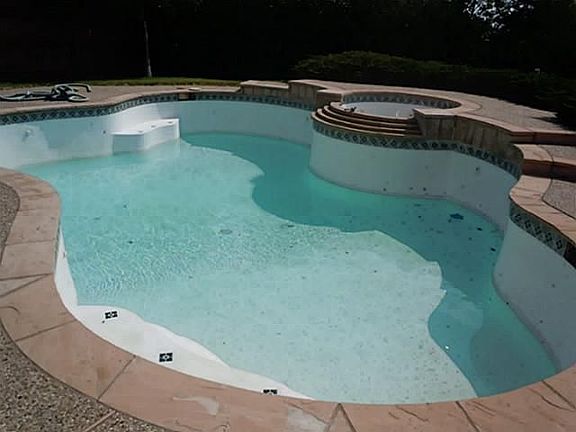 2nd image of 298 Creekwood Dr