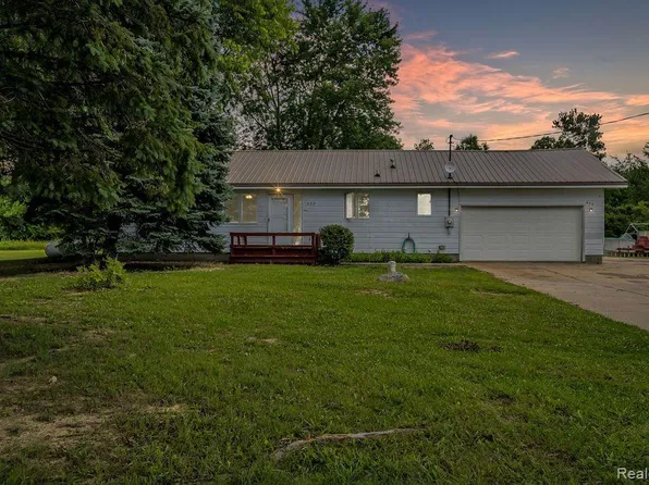 832 N Delaney Rd, Owosso, MI 48867