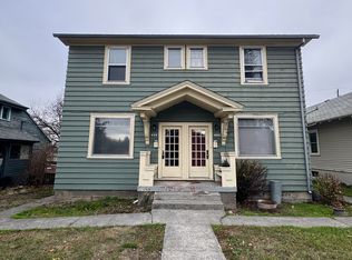 409-411 W 9th St #2B-1BA-1352SQFT, The Dalles, OR 97058