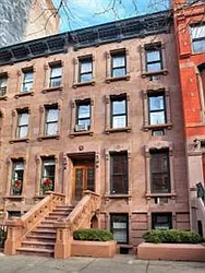 121 West 82nd Street in Upper West Side