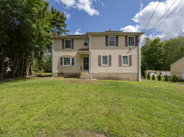 40 Lincoln Terrace, Bloomfield, CT 06002