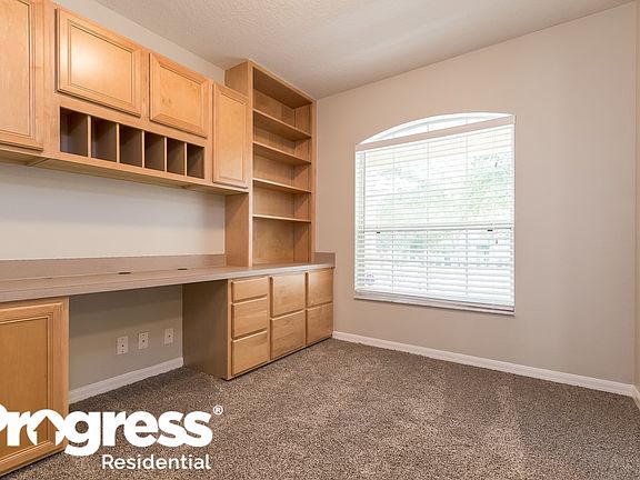 5th image of 664 Winding Lake Dr
