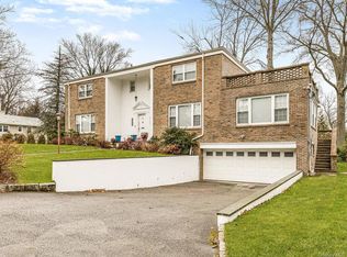 55 Bonita Vista Rd, Mount Vernon, NY 10552