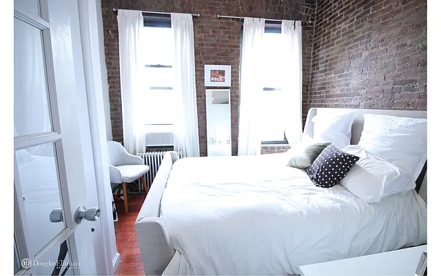 Rented by Douglas Elliman | media 7