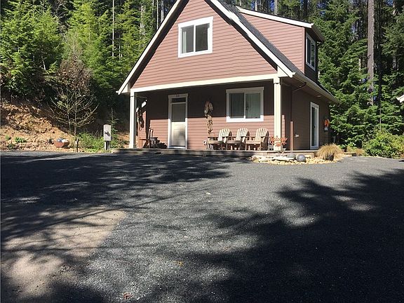 3rd image of 11 N Paradise Dr