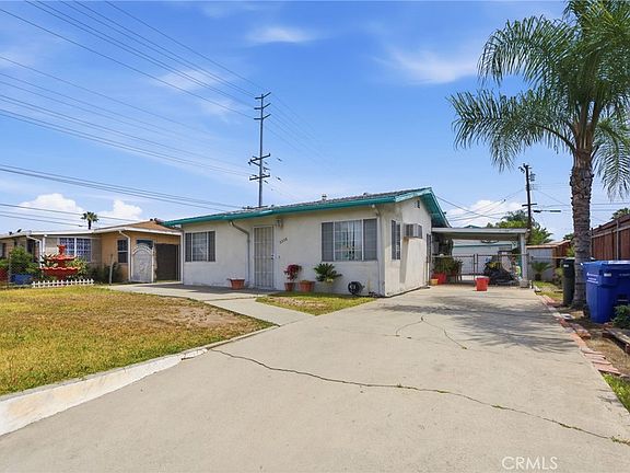 3rd image of 5538 N Aspan Ave