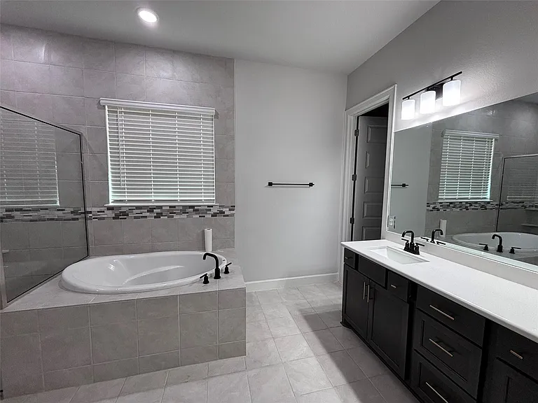 713 Coppell Ct — Photo 22