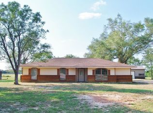 4835 Fm 3091, Madisonville, TX 77864