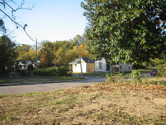 4th image of 1794 Euclid Ave