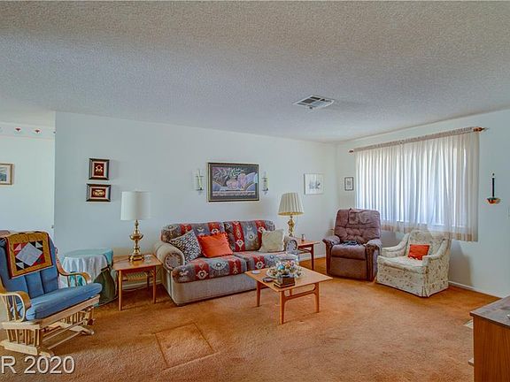 4th image of 766 Christina Dr