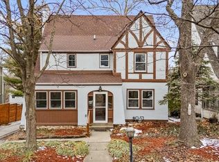 4910 State Line Rd, Westwood Hills, KS 66205