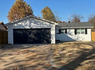 201 W Campbell Dr, Midwest City, OK 73110