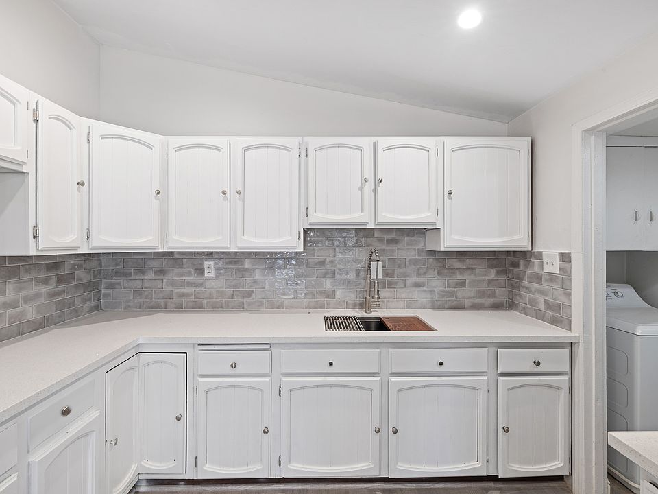1st image of 44703 Gingham Ave