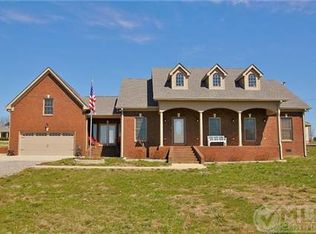 4552 Old Coopertown Rd, Greenbrier, TN 37073
