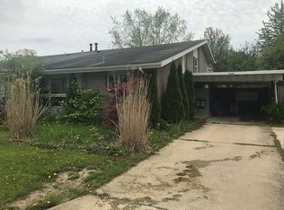 1608 Golfview Rd, Rantoul, IL 61866