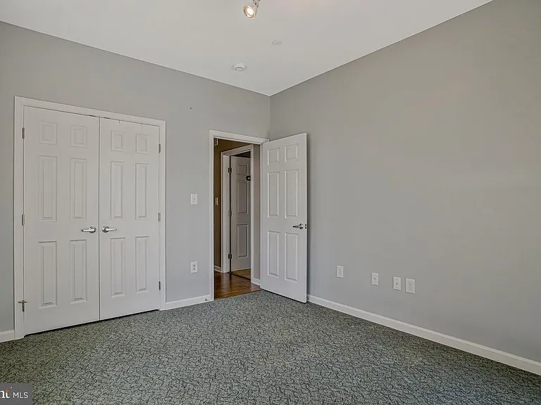 1002 Nabbs Creek Rd — Photo 23