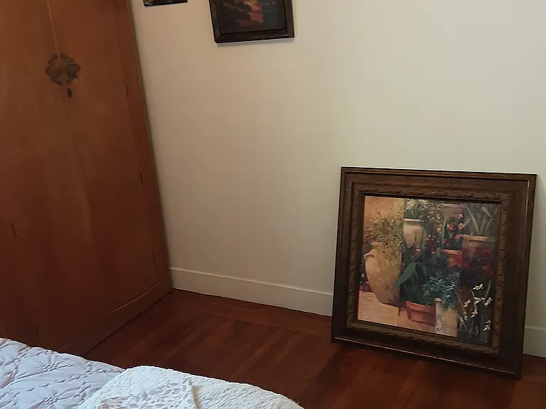 1080 Aileen St #1 — Photo 5