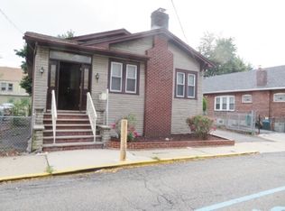 2009 47th St, North Bergen, NJ 07047