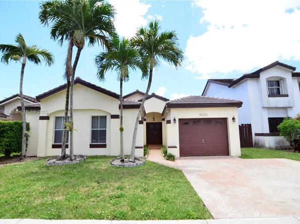14226 SW 90th Ter, Miami, FL 33186