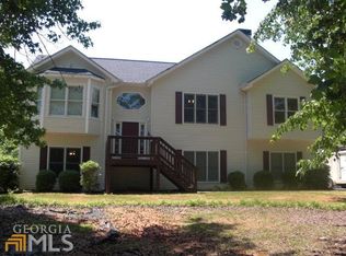 2035 Old Newnan Rd, Carrollton, GA 30116