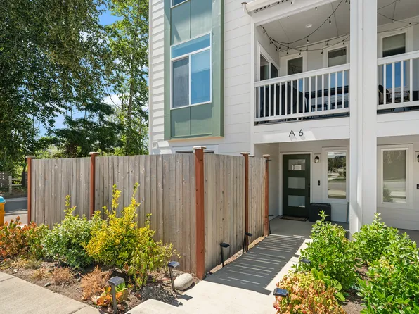 17002 13th Ave W #A6, Lynnwood, WA 98037