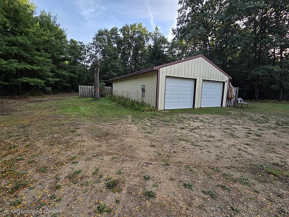3rd image of 23451 Cutler Rd