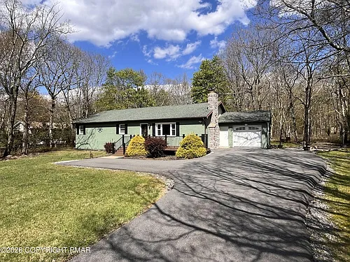 31 Hemlock Dr Photo 1