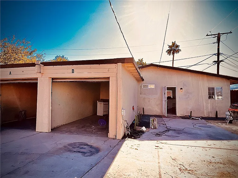 68085 Hermosillo Rd — Photo 3