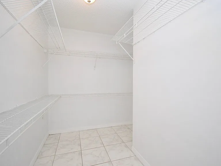 1456 Waterway Cove Dr — Photo 10