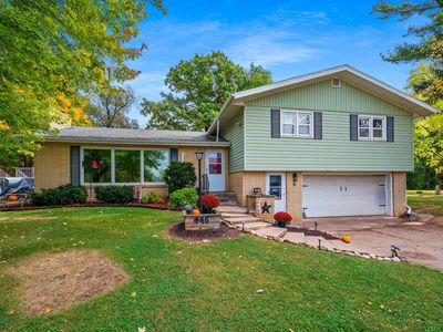 446 Hoffmann Ct, Manawa, WI, 54949