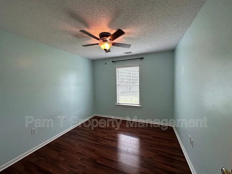 190 Salt Landing Cir — Photo 26
